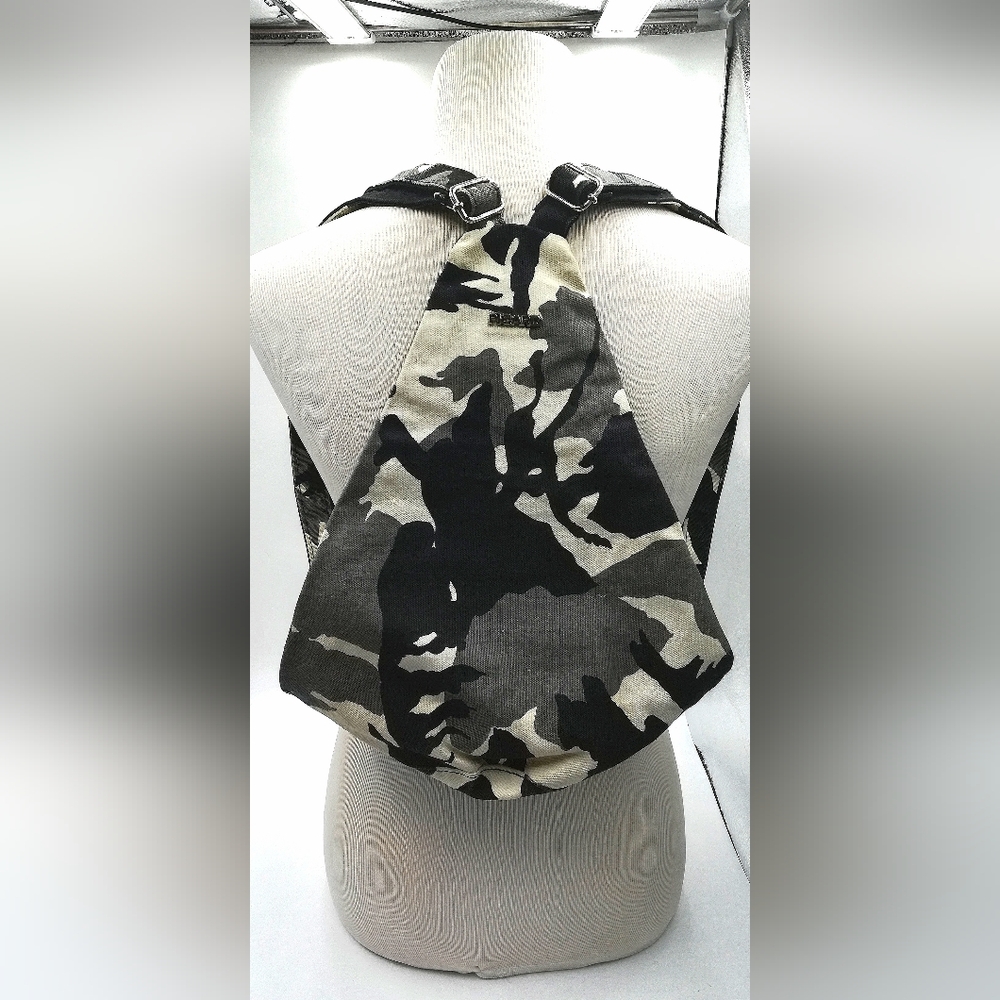 Picard Camouflage Sling Bag